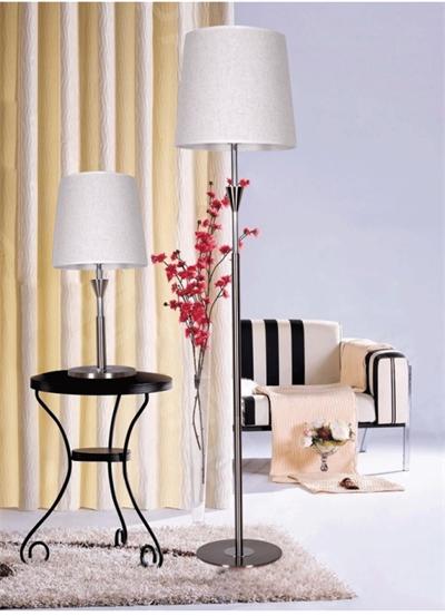 別墅客廳落地燈