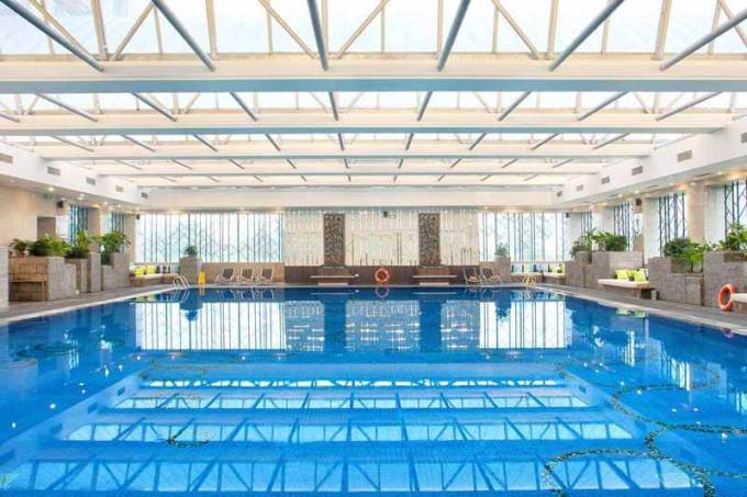 酒店泳池燈光設計