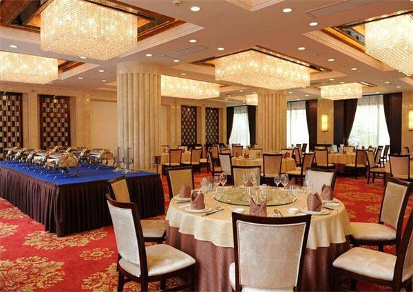 酒店宴會(huì)廳大型水晶燈工程定制廠家直供 一站式安裝售后