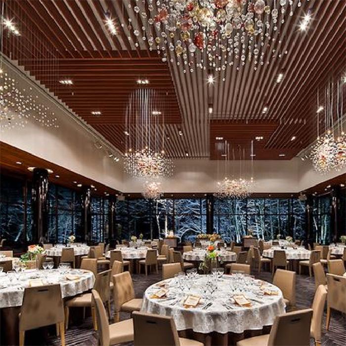 酒店藝術(shù)燈具_(dá)非標(biāo)宴會廳工程燈什么價(jià)格【孫氏照明】